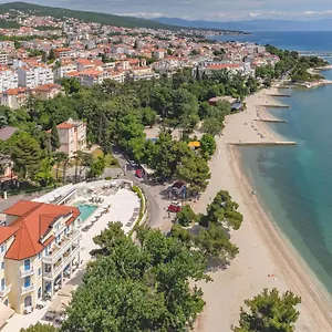 Boutique Esplanade - Adults Only Hotel